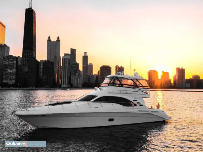 Zdjęcia przypisane do ogłoszeniaExclusive Charter Yacht offers private yacht rentals Chicago  w kategorii Wypożyczalnie