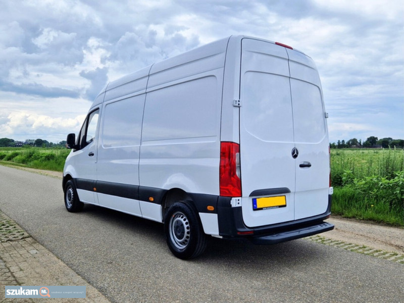 Zdjęcia przypisane do ogłoszeniaTransport, przeprowadzki Holandia codziennie.  w kategorii Przewóz osób