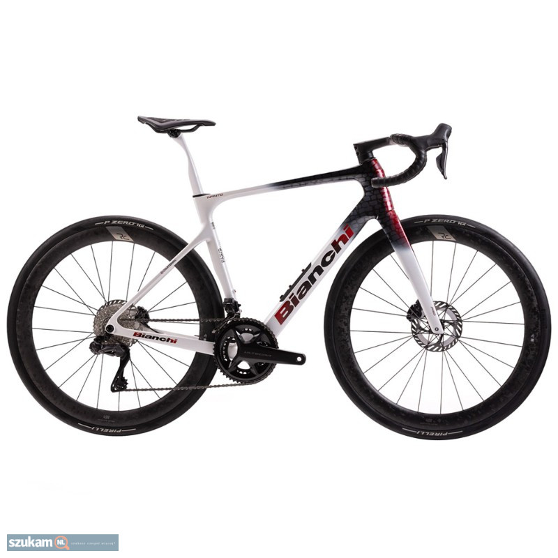 Ogłoszenie 2026 Bianchi Infinito Paris-Roubaix ULTEGRA DI2 Road Bike w kategorii Rower / Skuter w lokalizacji Drenthe